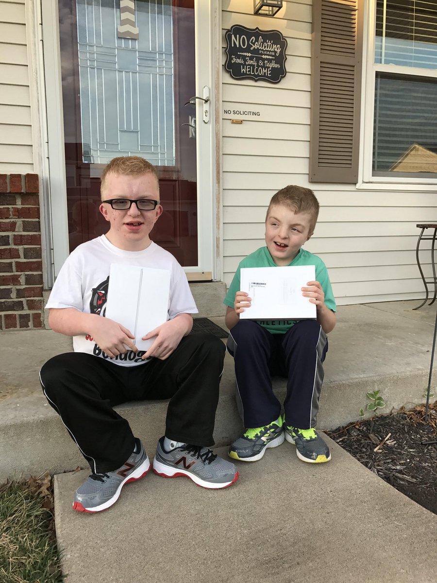 appleadayprog's tweet photo. A couple of our February iPad winners #brothers #inclusion #techmakesthingspossible #appleadayprogram https://t.co/9NMBdJRe1n