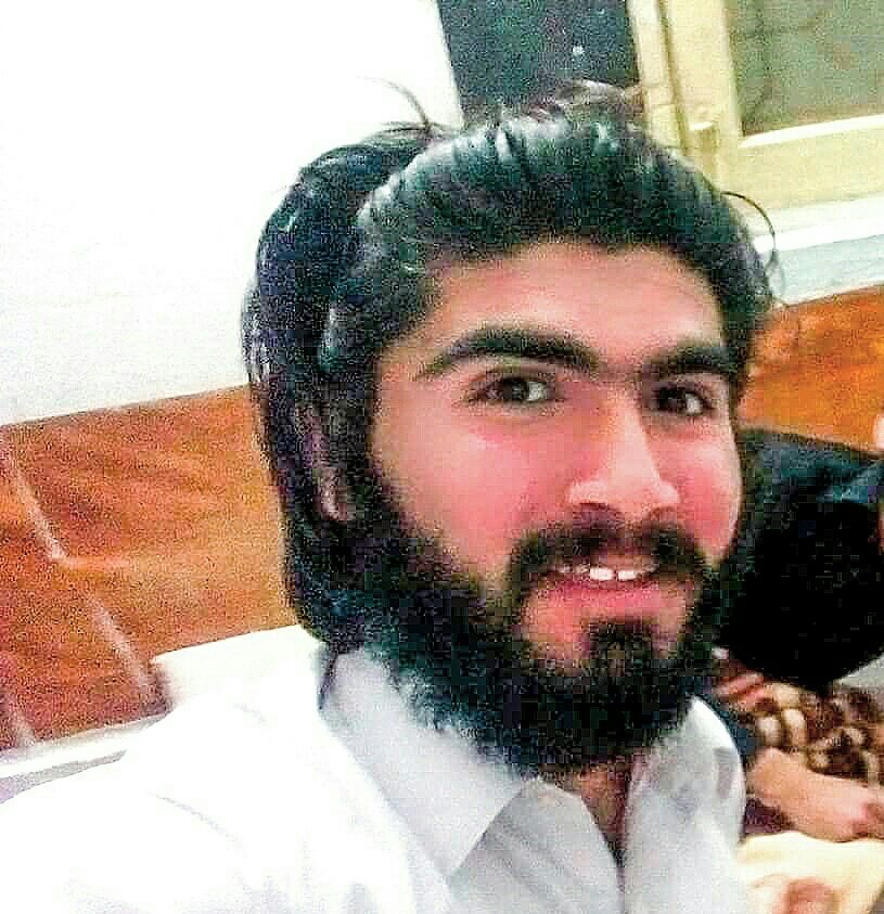 BabarMech's tweet photo. Mery sar ko dar tera mil gya
Muje ab talash e Hram nahi...! https://t.co/q5VaOdq4gs
