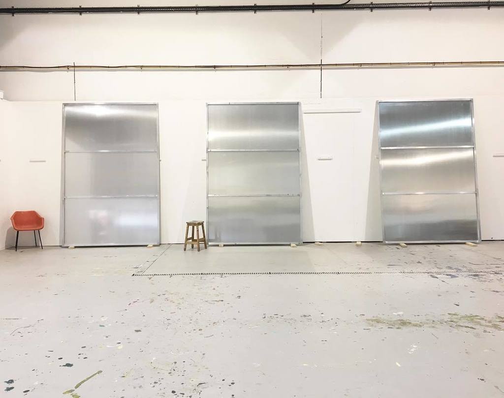 clarewoodstudio's tweet photo. #emptystudio #exciting #newpaintings https://t.co/pCORCNmJhL https://t.co/IP4qLKgSbc