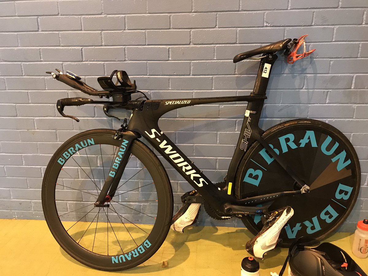adrtucker's tweet photo. 7th overall and 2nd vet at Newbury Tri.Feeling very ready for the worlds #BBraunmedical #banjocycles #raceware #703worlds #saddleissue https://t.co/5blYvaM1eW