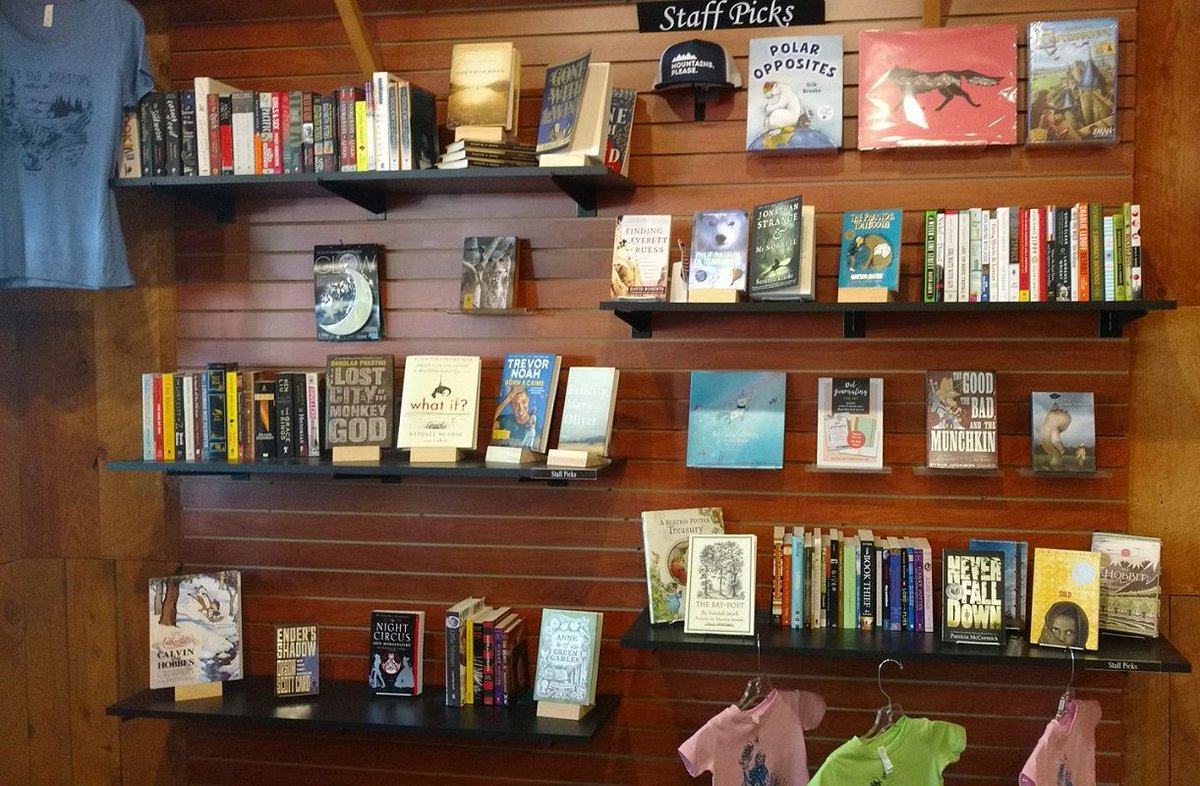 trailsendbooks's tweet photo. Looking for a new book? Check out our #staffpicks shelves in the front of the store! https://t.co/YJgBxyZx5i