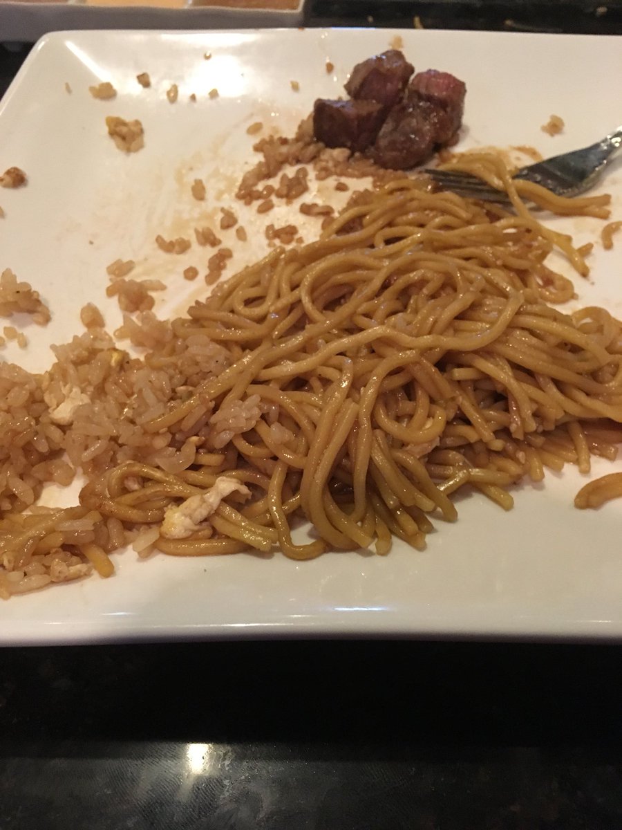 LinusTextTips's tweet photo. @GordonRamsay How does the food look Hibachi Steak Rice and Noodles https://t.co/oAJIVvycWE