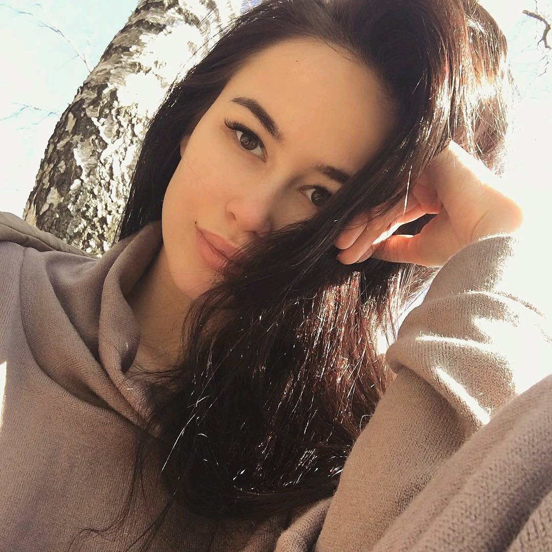 Lizzy Larch 🐰 tweet media