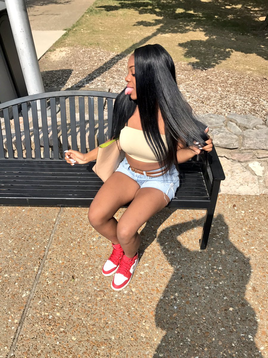 bossxtierra's tweet photo. it's a good day 😼 https://t.co/Zfl7irPRqr