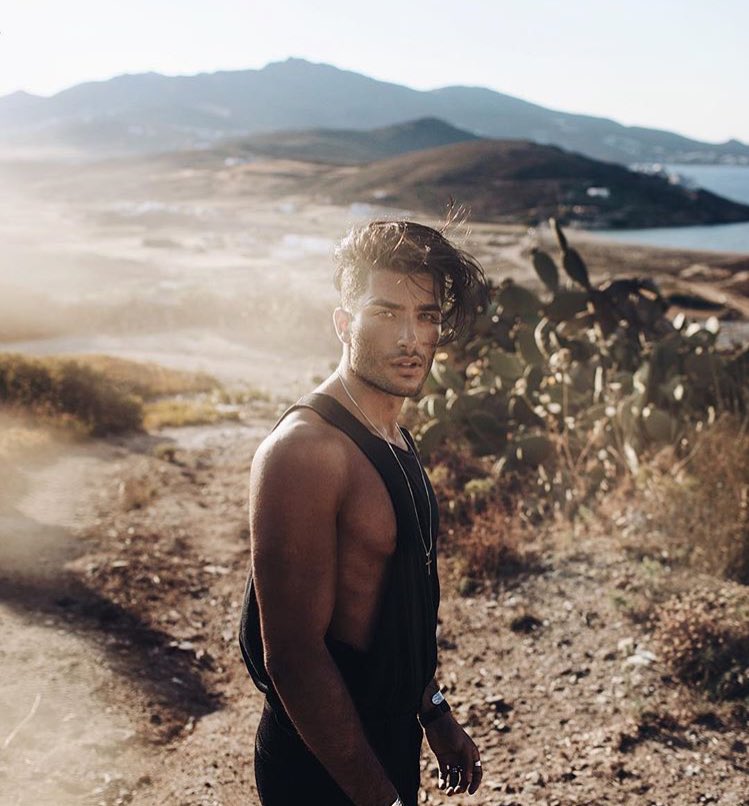 EgregiousDiablo's tweet image. "Hey..."