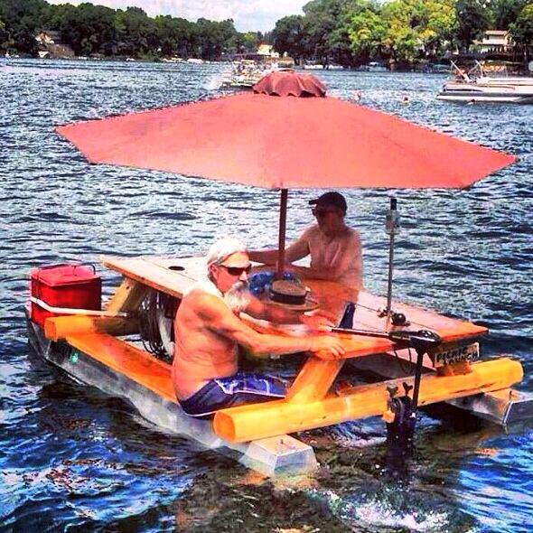 CloydRivers's tweet photo. Redneck or genius? Merica. https://t.co/qAxPLn7LK3