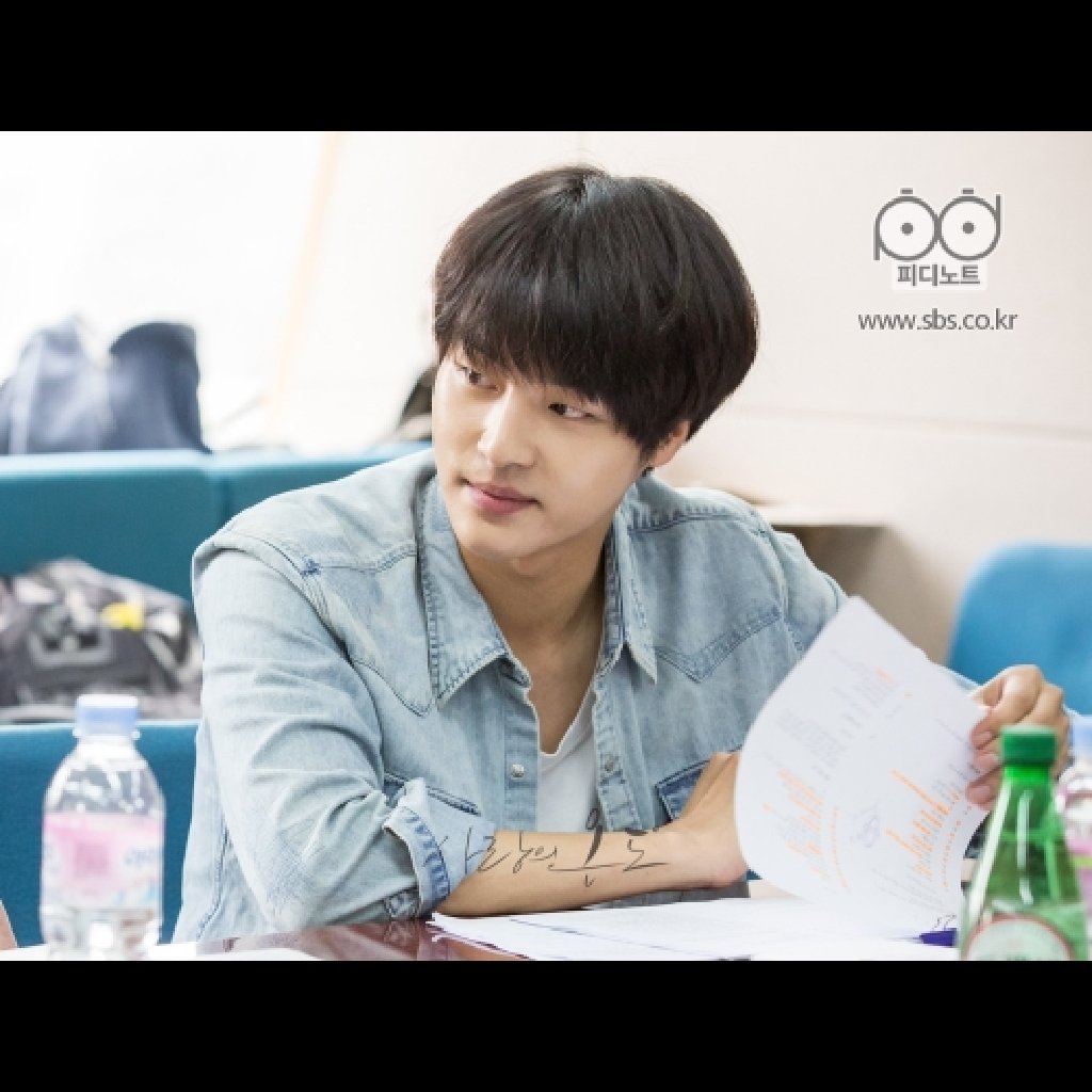 AppleTree_1223's tweet photo. #사랑의온도🌡#9월18일첫방송📺
#서현진 #양세종
* 사랑의온도 PD노트 포토스케치 * https://t.co/1UZ1qnzoll