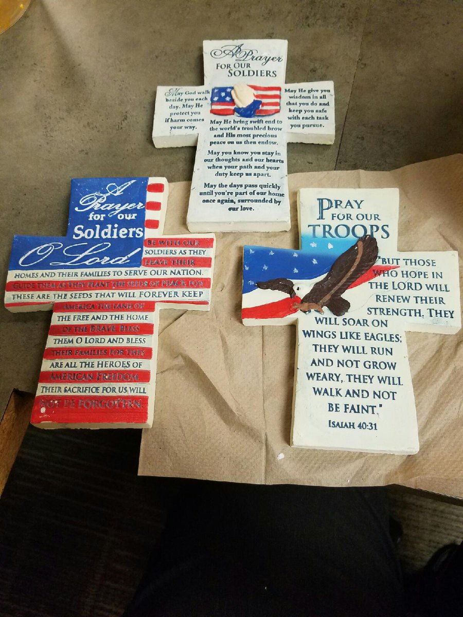 Caringforvets's tweet photo. We pray for all our veterans everyday. Come spend Sept. 29th with us and help end homelessness. https://t.co/CpRu1rz3G7. #homelessforanight https://t.co/eB82gf9d7n