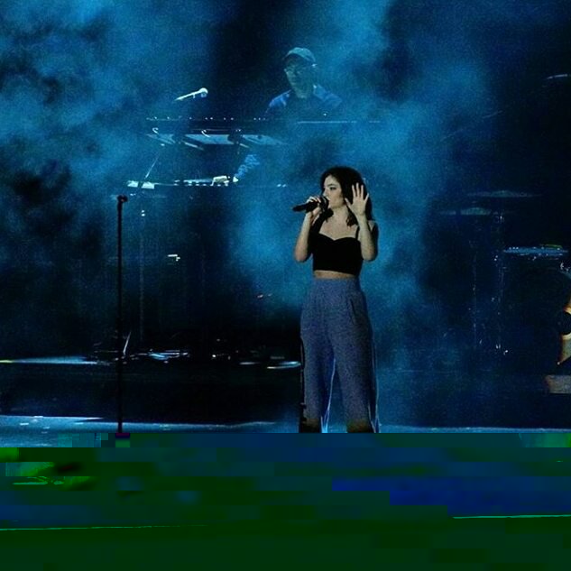 TeamLordePanama's tweet photo. @lorde en #bumbershoot2017 💙
#Lorde #Melodrama @mas23tv @UMUSICA https://t.co/3RPclKT6eN