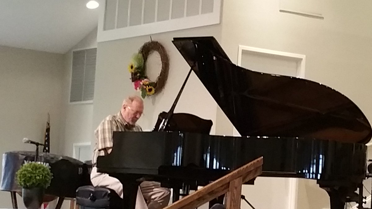 Saxy's tweet photo. Great time in Sunday School and Church this Morning https://t.co/sYlcDJ9BAp