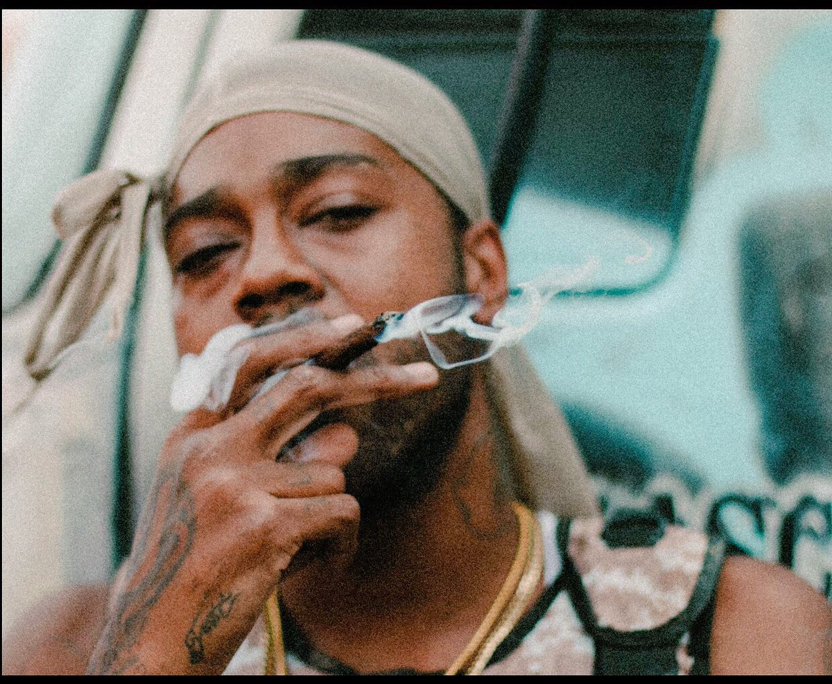 REALprincehyph's tweet photo. #CUTTINUP #UGLYGANG #PORTLANDASTAN #OREGOON https://t.co/eCppLvdEpO