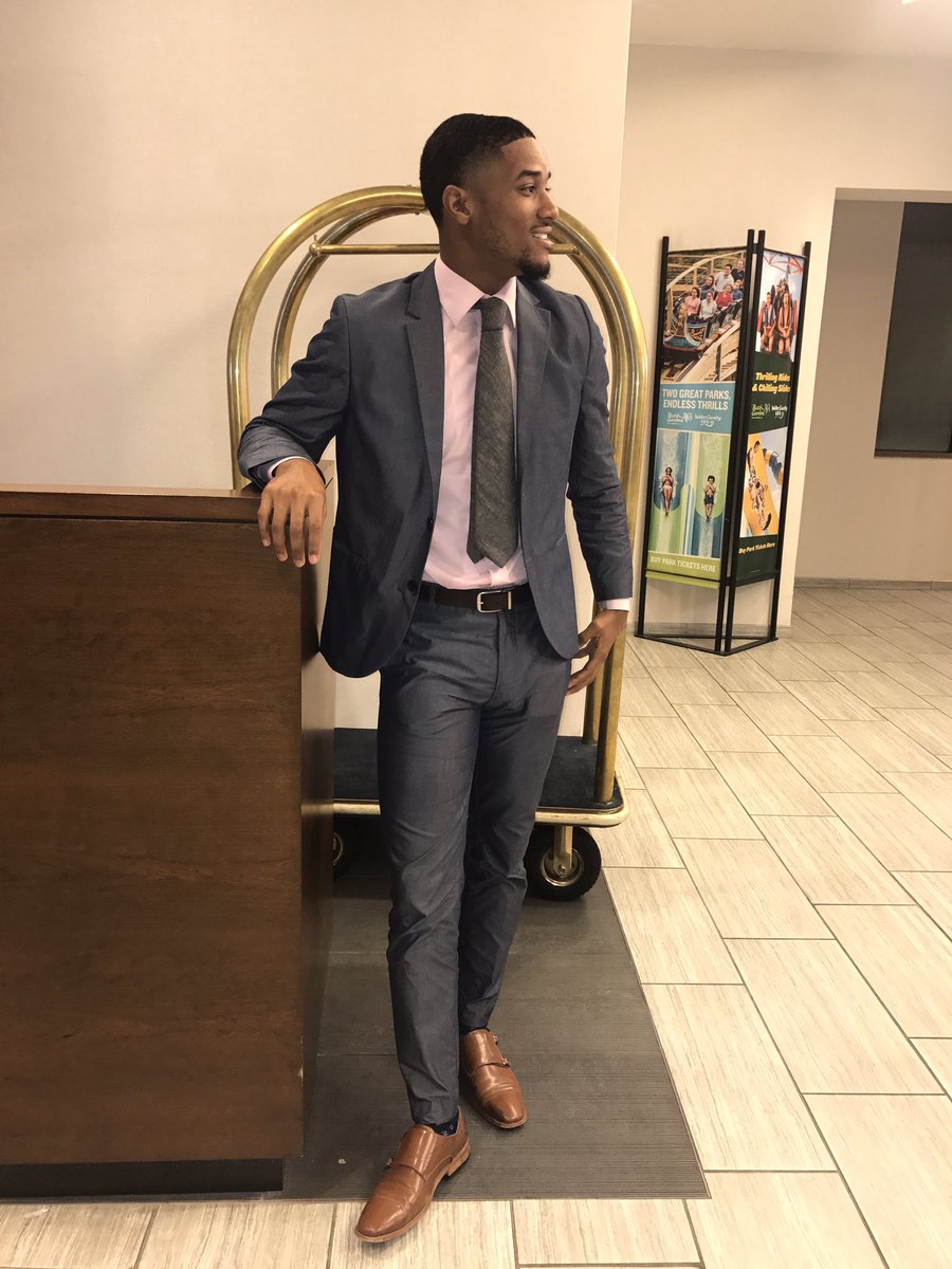 _smoovenino's tweet photo. Let's Work .. @GQStyle #gqstyle #dapper #ebonymagazine #meninstyle https://t.co/1Qrr07TuY6