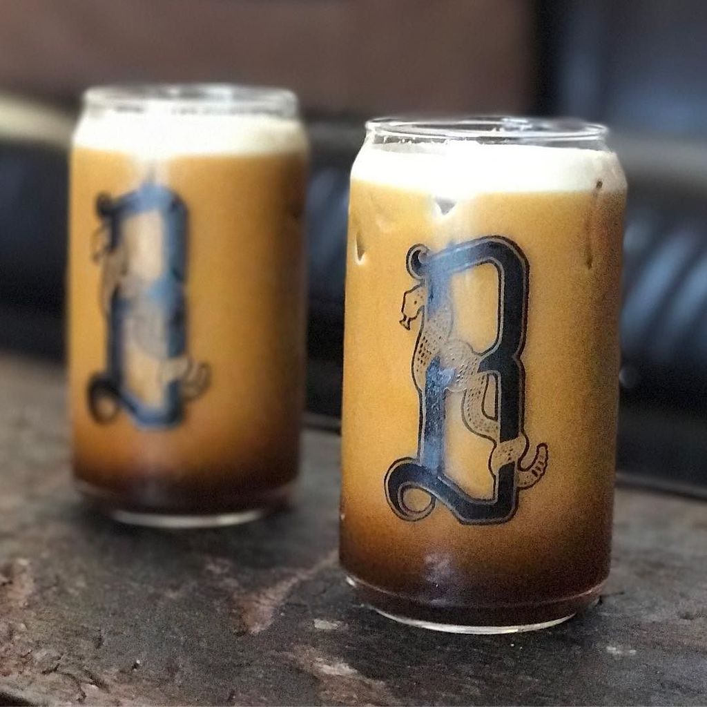 • Nitro Black Cold Brew •
@bellwetherclub is a new favorite #DenverGem of mine where you can order coffee &amp; pastri… ift.tt/2x2C5J7