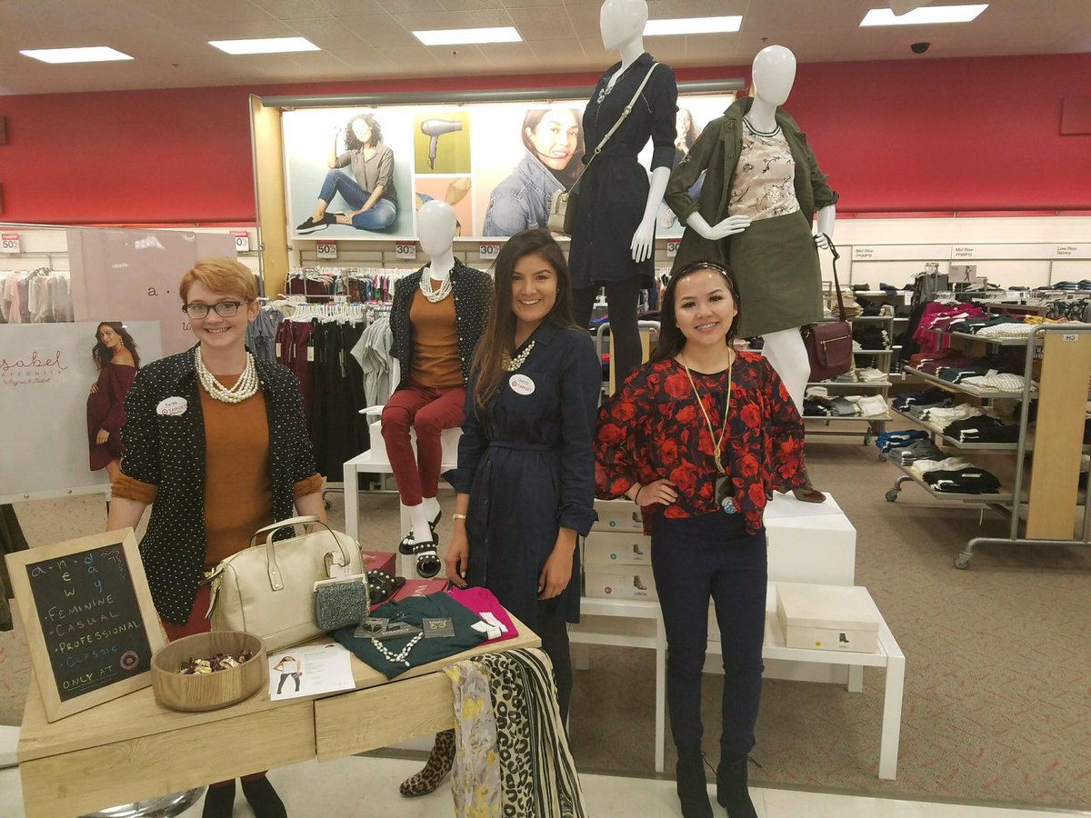 662 Style Team showing off! #targetstyle #ANewDay <a href="/ButrynMatt/">matt butryn</a> @CristinErdman <a href="/JenieBrisson/">Jenie Brisson</a>