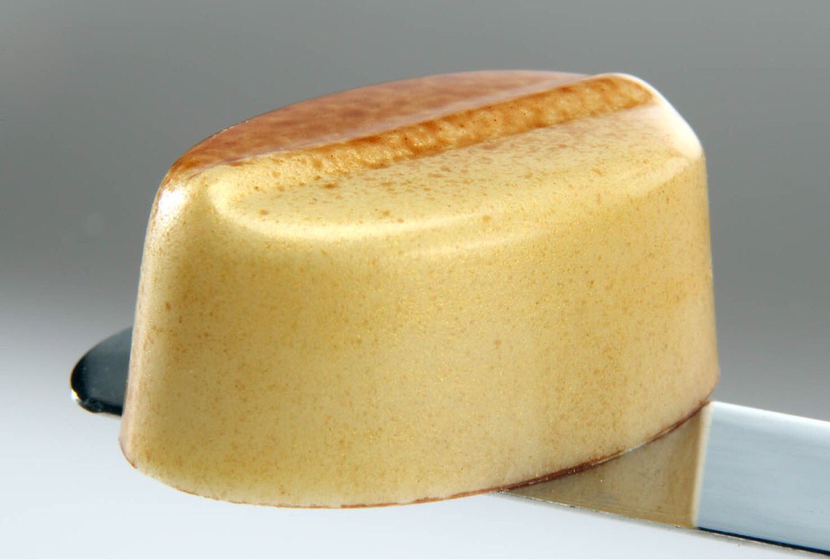 coffee and whiskey chocolate #chocolate #praliné #bonbon #callebaut @chocolateacademybcn @jmribe82