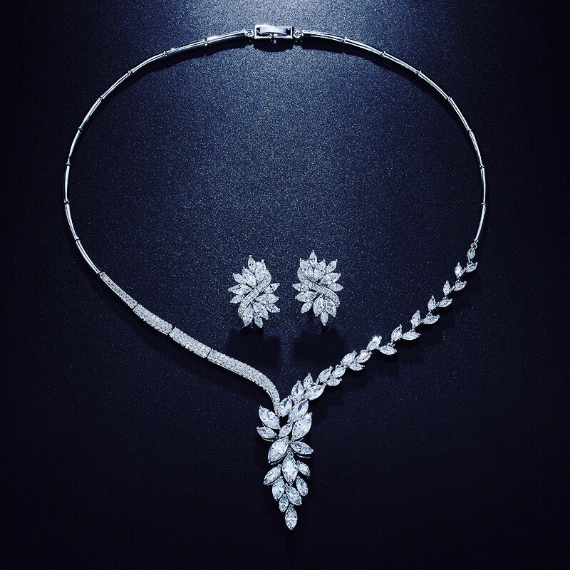 al_waled3's tweet photo. اكسسورات نسائيه مطليه ذهب ابيض زركون بأسعار خياليه https://t.co/rmZY4KUjCp
