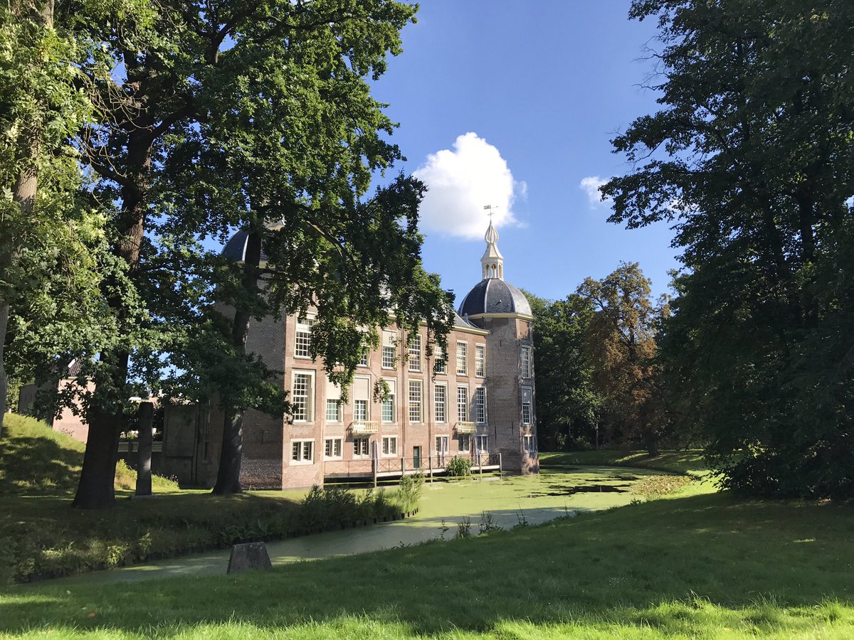 Kasteel #Endegeest in de najaarszon #oegstgeest