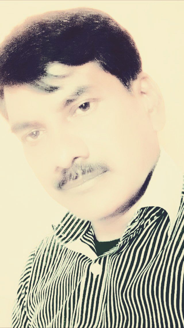 makaskumar's tweet image. Your.   Life.    U.  Hands.