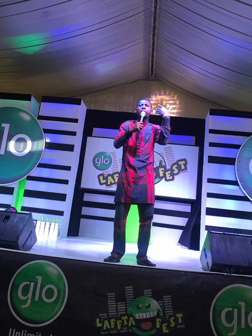 GloWorld's tweet photo. Upcoming comedian, #McJoy got jokes #GloLafttaFest2017 #GloLafttFestKano https://t.co/Hr8azZ7hBJ