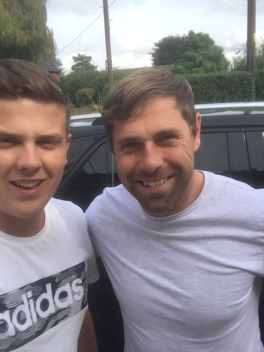 henrycug's tweet photo. Love a trip to bunwell stores with my dad @Grantholt31 https://t.co/gyHHKhxuxm