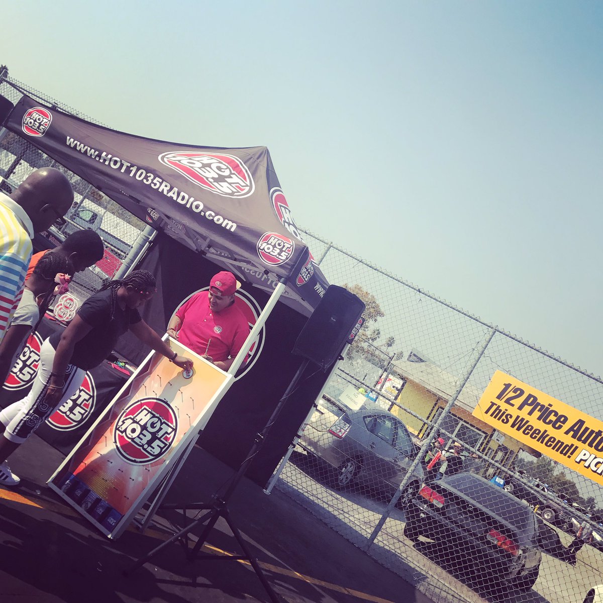 Hot_1035's tweet photo. Prizes, music, and enter to win #MarvelLive tickets.
50% EVERYTHING SELL here at #PickNPull #pullup #hotsquad #plinko #music 10-12 noon! https://t.co/9eEFsZ2L2t
