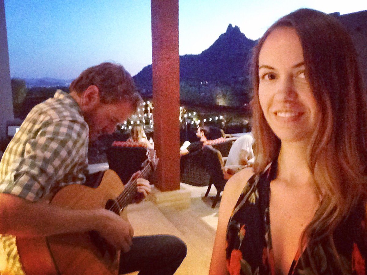 daverill_derek's tweet photo. Happy Labor Day weekend! Tonight we are playing at @FSScottsdale from 6:00-9:00 pm! #pinnaclepeak #fourseasonsscottsdale #scottsdalemusic https://t.co/t8Yyn8SSNo
