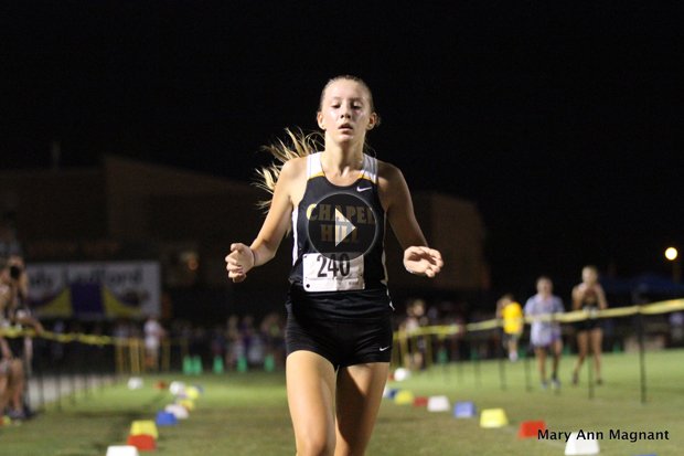 WATCH Katherine Dokholyan lead Chapel Hill to 19 team points placing 6 in the top 10 at Jungle Run! bit.ly/2guOqvd