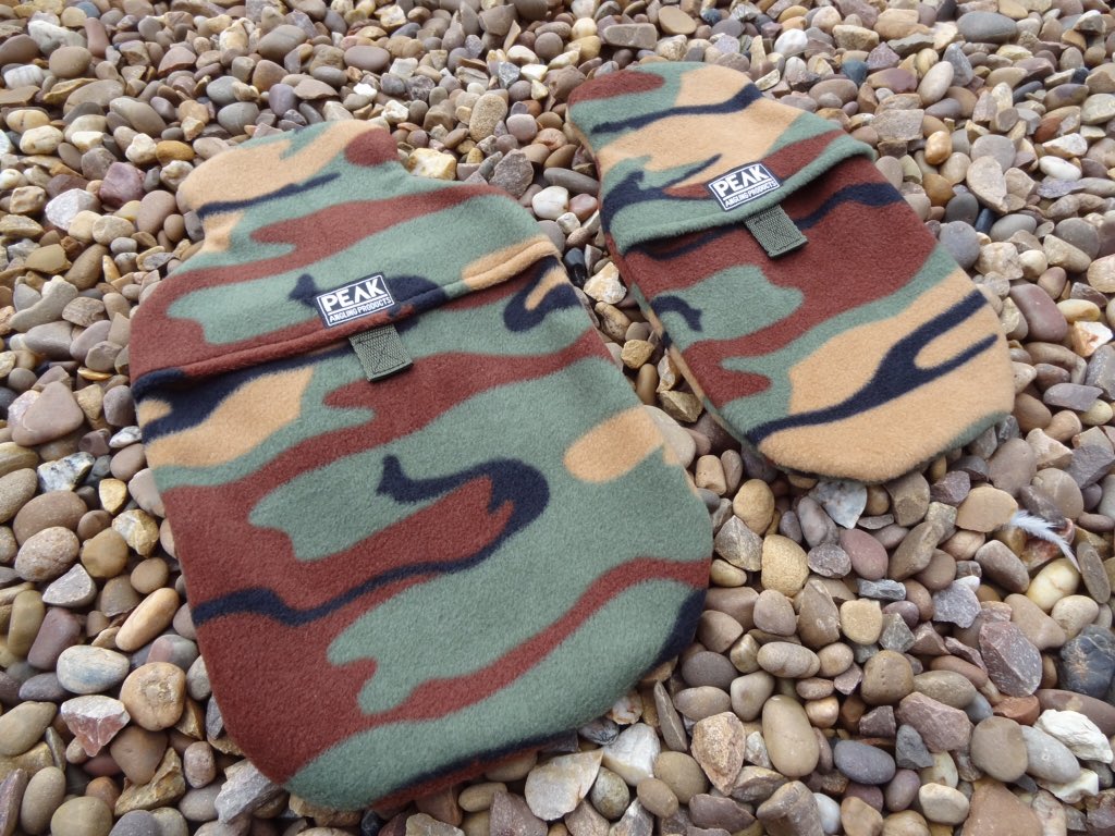 Peakangling's tweet photo. It's getting to that time of year again! our water bottle covers are priced at small £5.79 and standard £6.99 including postage https://t.co/OHl5bDtsvn