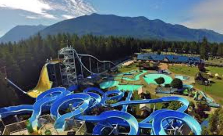 Clovis1007's tweet photo. Gf just texted me said she's bored and do I want to go to the waterslides today😱Hell yes! I'm probably going to break something😂 #Cultas 💦 https://t.co/hQ5D93Nw8l