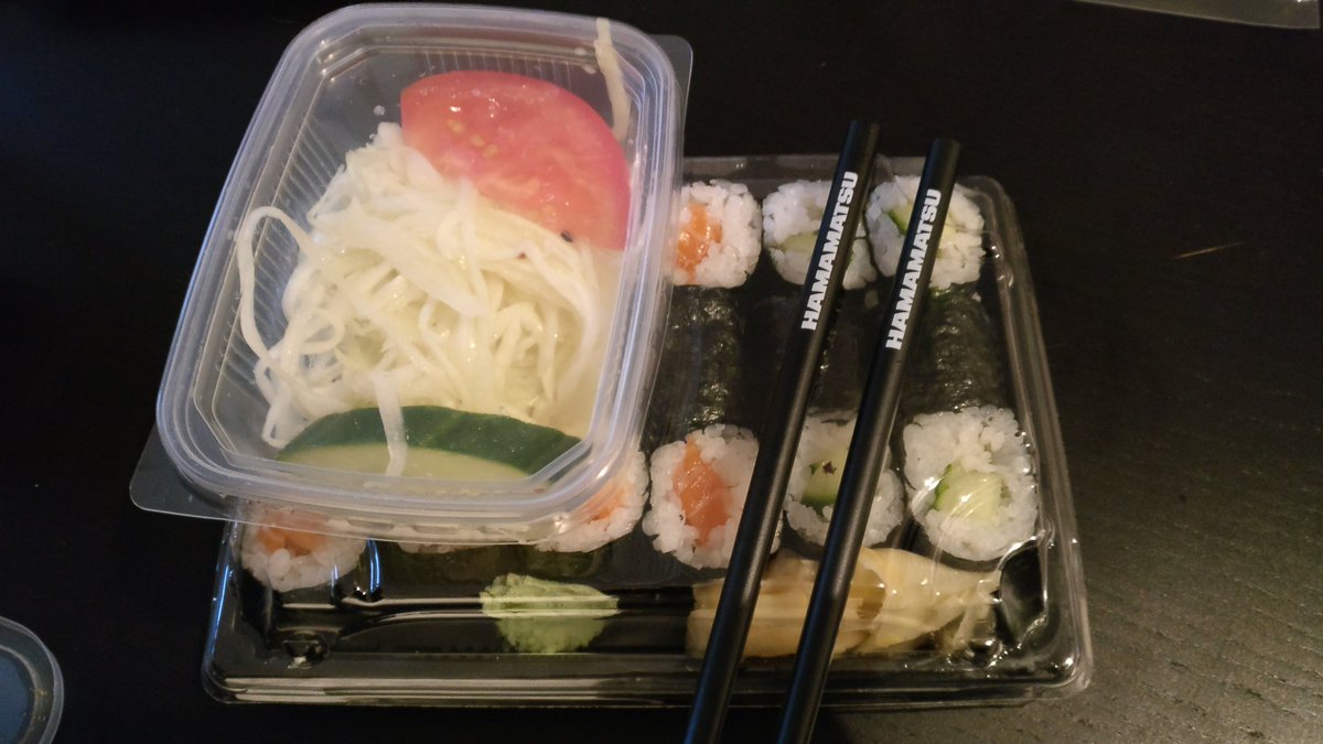 Bourg_N's tweet photo. Sunday japanese diner with @HamamatsuPhoton chopsticks got during #SMLMS2017 https://t.co/IH84dCANR6