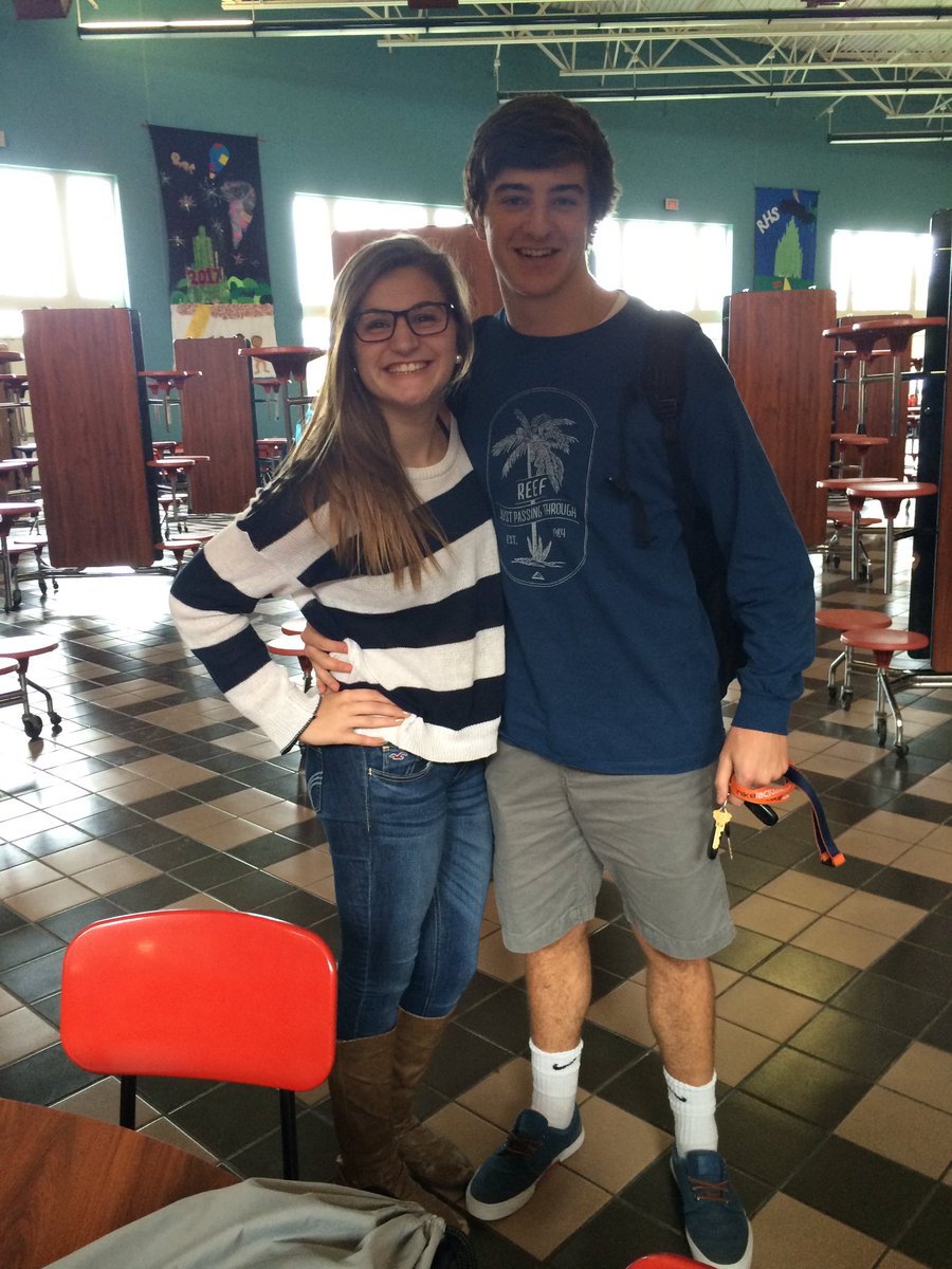 beau_port's tweet photo. Happy birthday @AbSetterington I hope you have a great day!🎊🎉🍾 https://t.co/r5z4GnHgfL