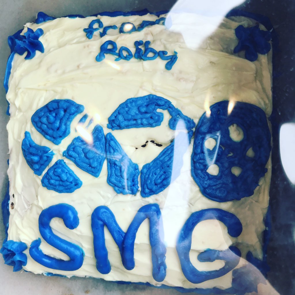 robbymitz789's tweet photo. Baked this for my bosses........(shhh don't tell them) https://t.co/sIgBGMQsW9
