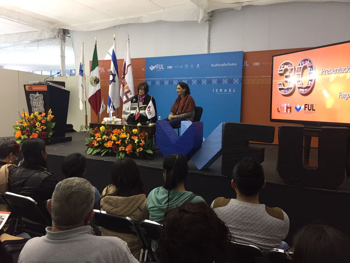 FUL_mx's tweet photo. En este último día en la #FUL30 Ana García Bergua presenta su más reciente novela Fuego 20. #LaFeriaDeTodos https://t.co/qEk8FeGVVw