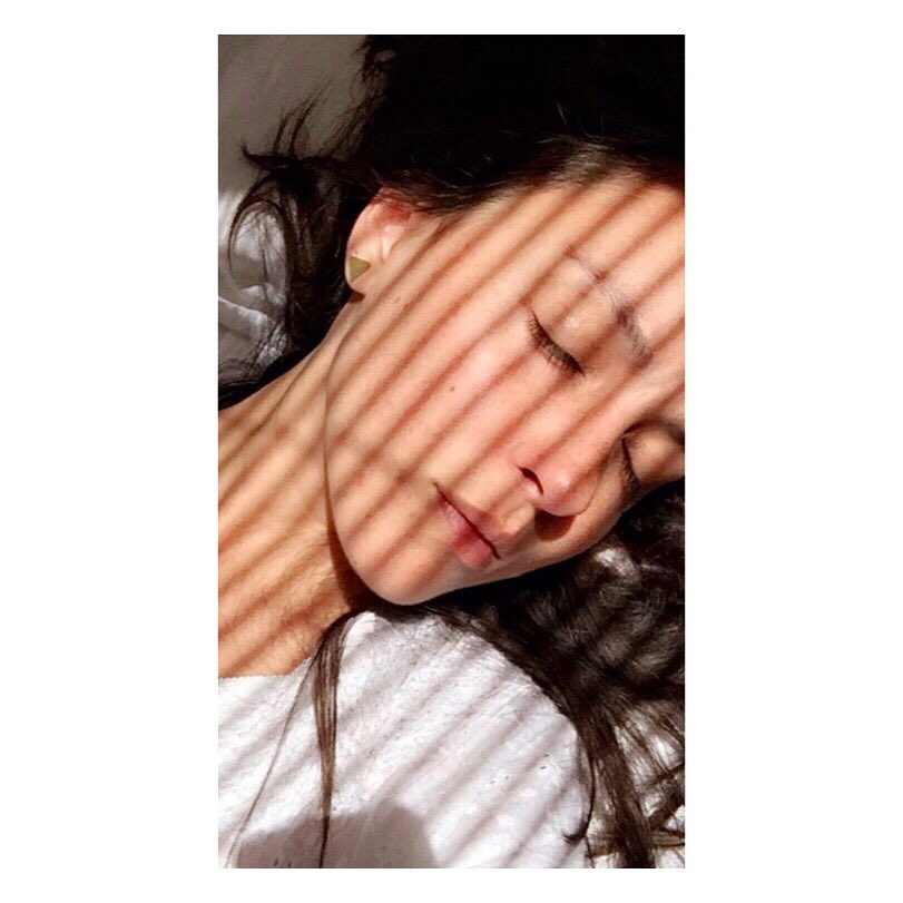 kaligarh's tweet photo. Lazy #Sunday? 

Elizabeth wears the Brass Triangle Earrings from the Aaran Collection. #slowfashion https://t.co/5uxjDw76pv