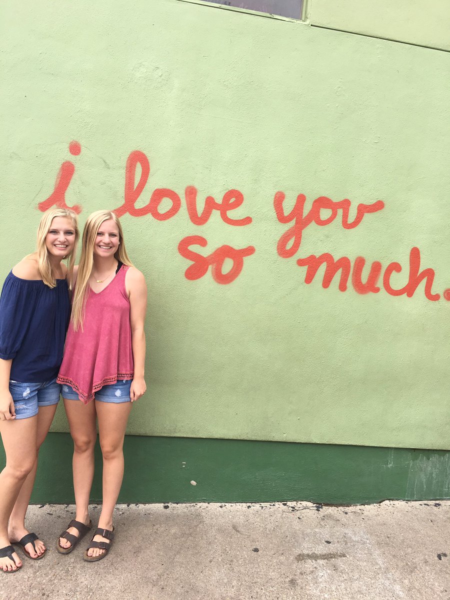 _hannahgrace__'s tweet photo. 🎉🎉HAPPY BIRTHDAY TWIN!!🎈🎈I hope you have an amazing day! Miss you and love you!!! https://t.co/sOKrm7mqRe