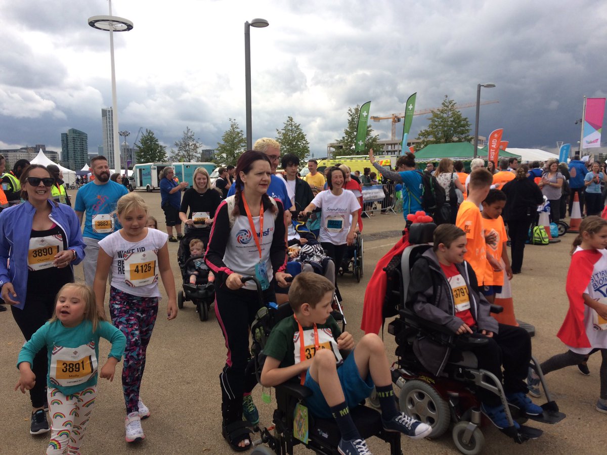Ret_uk's tweet image. #Parallellondon today :) #SidebySide @ParallelLondon @jo3grace no pics of #sensoryprojects tent where we were as @SoundTracks16 great fun!