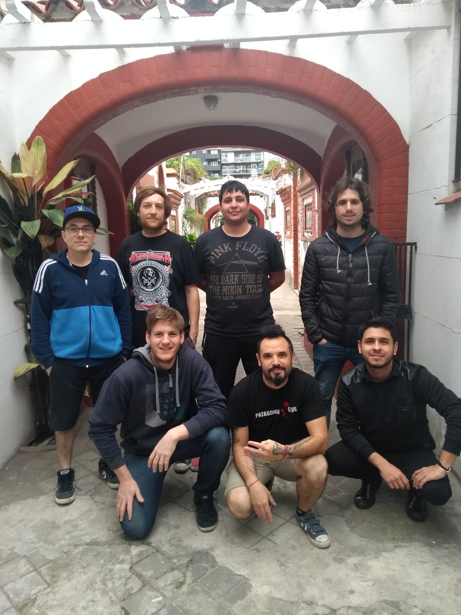 La_Inefable's tweet photo. Finalizamos la doble jornada de grabación de batería en #HumahuacaRecords bajo la tutela del DrDrum #takacarlesso y @franzfunes #Nuedisco https://t.co/x7S0FvpV6v