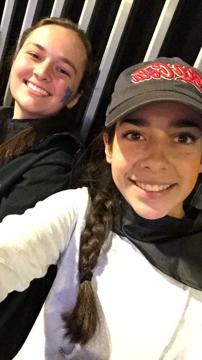 jenichole00's tweet photo. HAPPY BIRTHDAY @pilar_rivera10 🎉🎊 thanks for always being there for me!❤️ have a great day🔥 love ya lots #jilar https://t.co/iqOns31r2Q
