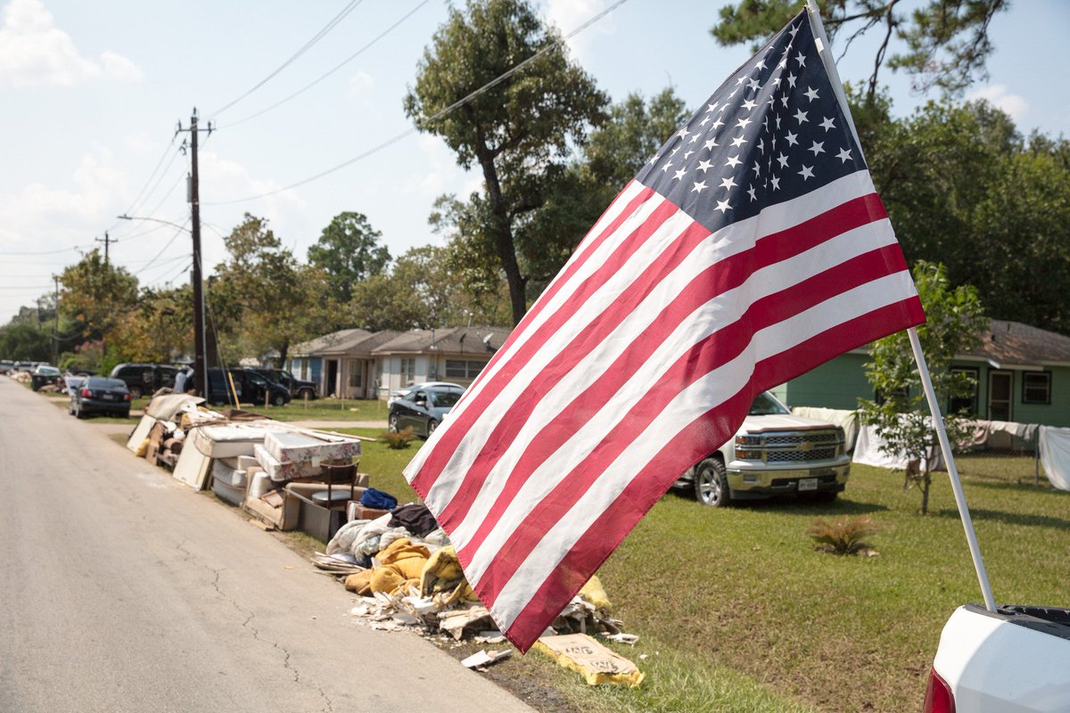Habitat_org's tweet photo. Clean-up of flooded homes is well under way thanks to @HoustonHabitat volunteers. #habitathammersback #HabitatforHumanity https://t.co/sNtunGzTkd