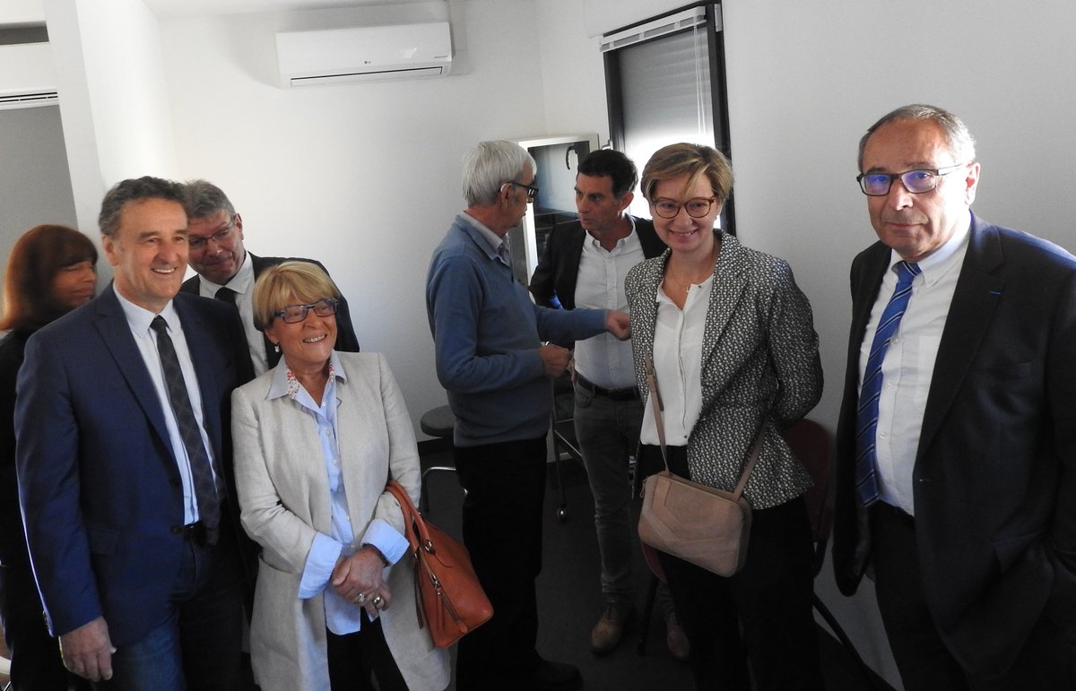 BernardDelcros's tweet photo. Inaugurat° du cabinet #medical à #Polminhac qui renforce l'offre de #santé &amp; l'attractivité du #territoire @Prefet_15 @eTerritoire #ruralité https://t.co/3legmq3Gke