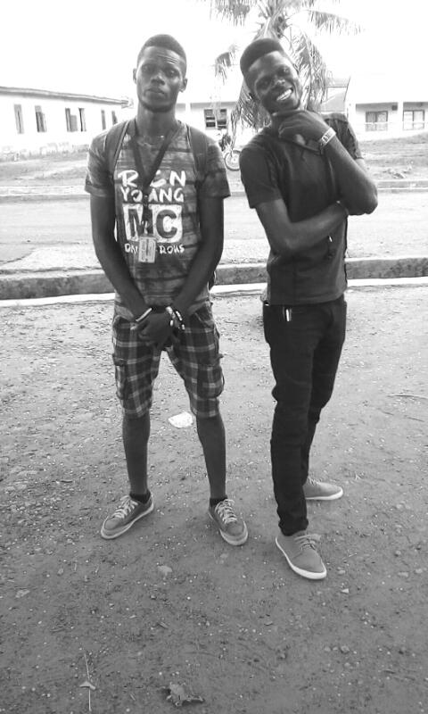iamoluwasegz's tweet photo. #The bloodz...........
#Grining........ https://t.co/PnkTfOJF0Z