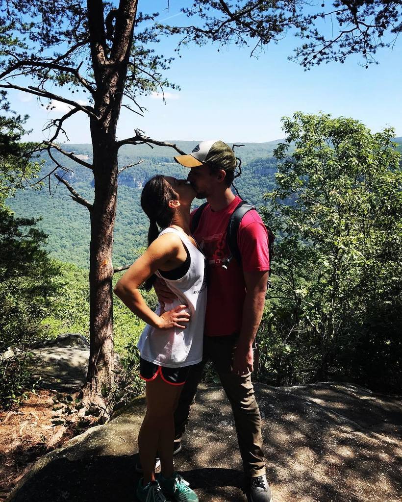 aimeedc's tweet photo. ❤️ it's a good day #climbingmountains #lerv #cloudlandcanyon https://t.co/ASNRK9UGhh https://t.co/j4J7oFPkcq