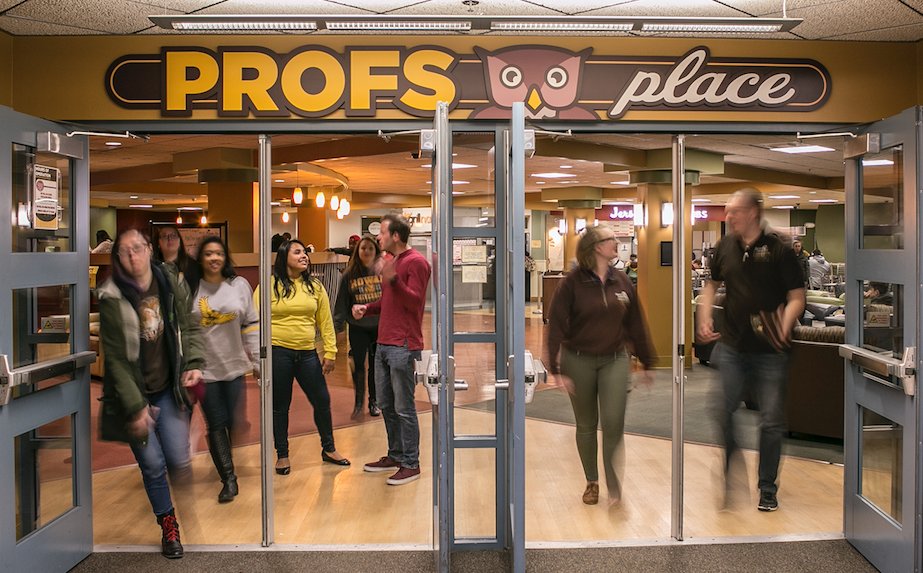 RowanSCCA's tweet photo. Profs Place is officially open! Come play some free pool, watch tv, and hang out! 🎱Food opens at 7pm tonight! https://t.co/WB8bsbxOwi