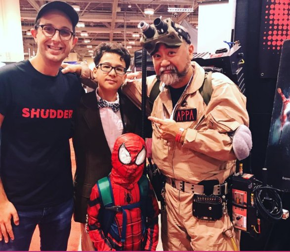 MasinAlfredo's tweet photo. Nooo wayy!! @KimsConvenience + #Ghostbusters all mixed into one??! You're kiling me @bitterasiandude !! 😁😁😁 #kimsconvenience #masterGeek 👻 https://t.co/lQf2IPRZHQ