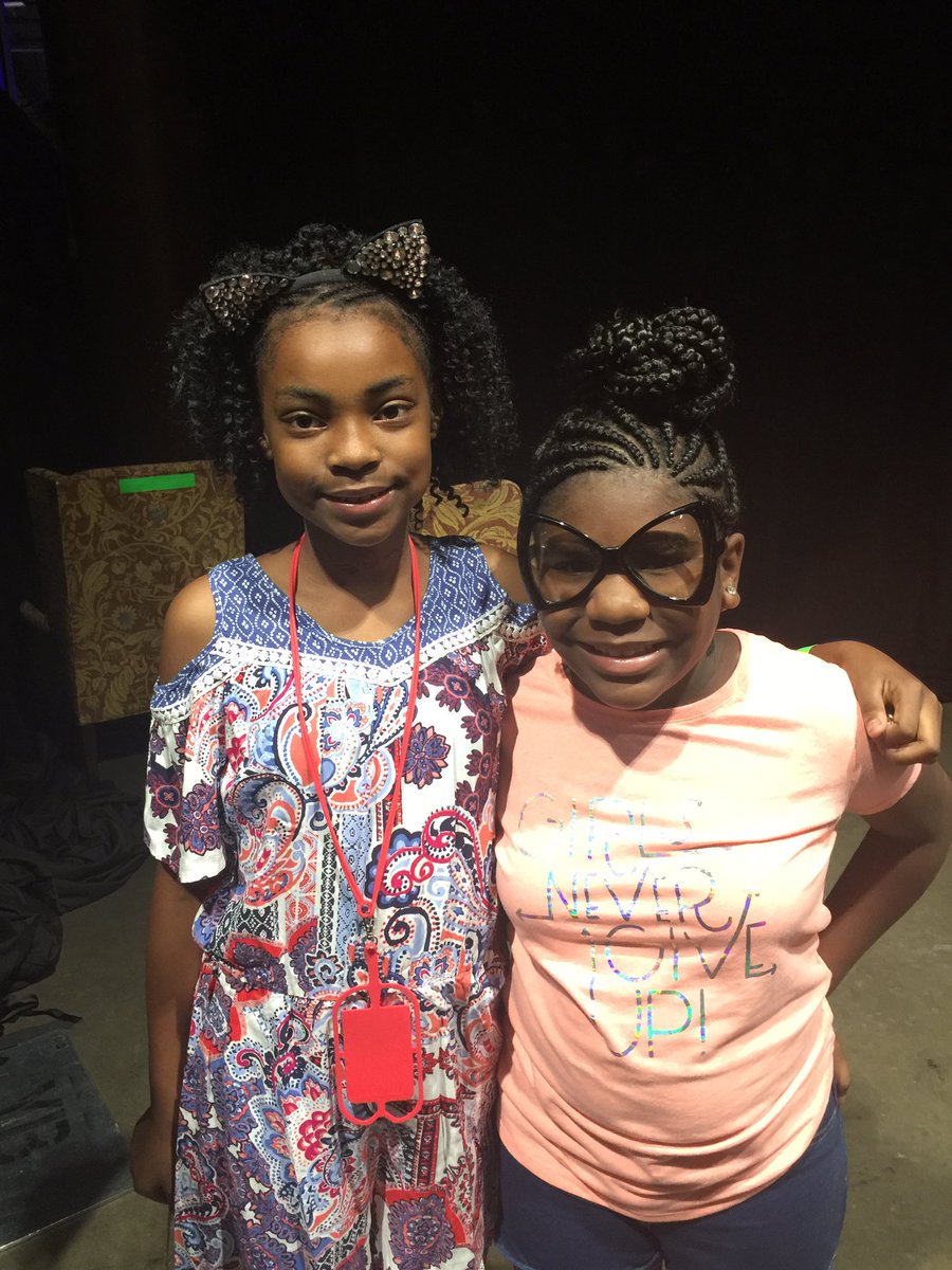 ne4life's tweet photo. @the_trinitee and Kyla @Allstate Tom Joyner family reunion https://t.co/Mw6s3ULbHV