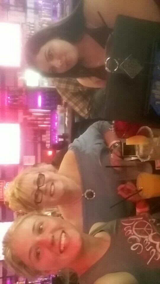 pay10place's tweet photo. ❤️these gals!  #MarysKC https://t.co/CQww5Yx0XO