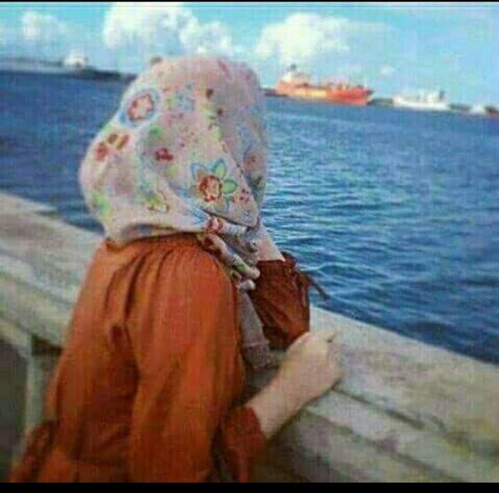 يوما ما سنكون كما نتمنى 🌹🌺
وسيكون كل ماحولنا كما نريد 🌹🌺
تلك مشيئة الله تأتي في وقتها 🌹🌺