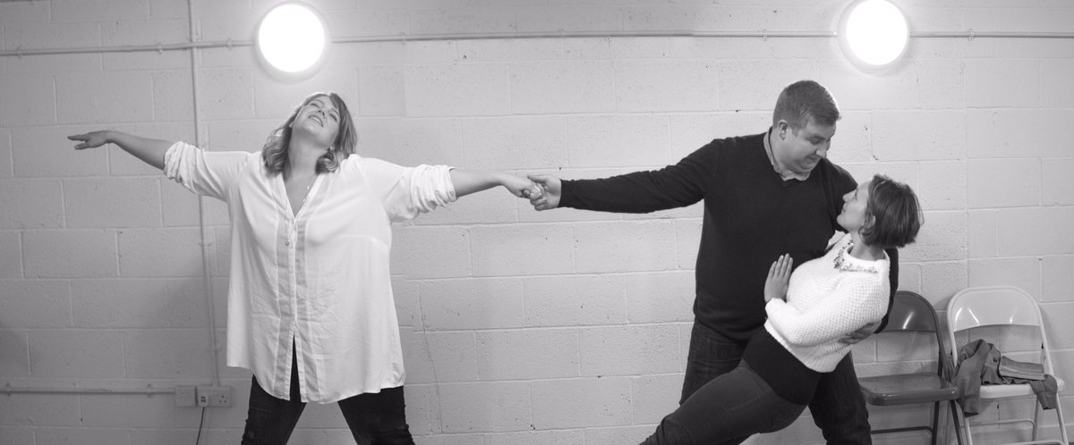 SimplyOpera's tweet photo. Some great rehearsal shots from our rehearsal week @theCentre. Thank you James Welch! #SOCosì https://t.co/3dWcJ6rxNK