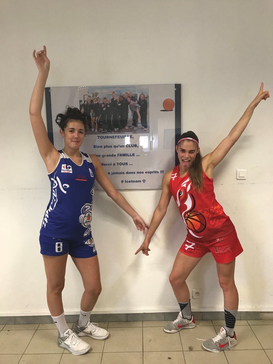 ast_basket's tweet photo. SF1:elles finissent 1ères de leur tournoi de rentrée en battant Carmaux 67 à 56.Retrouvailles sur un terrain pour les 2 copines Lise &amp; Manon https://t.co/WXvaM2JMfM