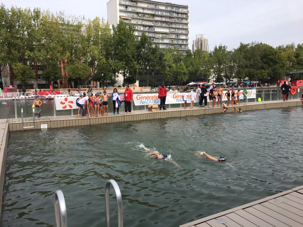 EddyLaglisse's tweet photo. @Manon_David7 @FFNatation @Aure_Muller @marcantoineoli1 Avec le Bonheur de voir la #GenerationNatation s'émerveiller dans le bassin d'été https://t.co/UtG5r1kIkZ